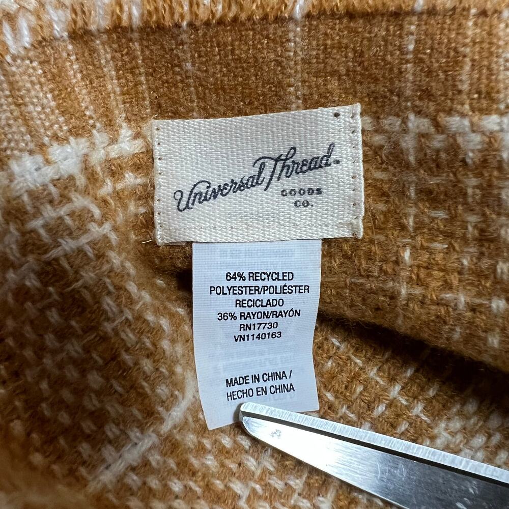 Universal Thread Plaid Flannel Rectangle Scarf w/… - image 3